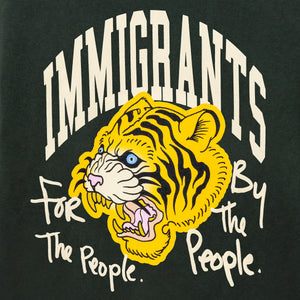 KIDS OF IMMIGRANTS IMMIGRANTS TIGER LONG SLEEVE TEE IN IVY GREEN TIGER LOGO